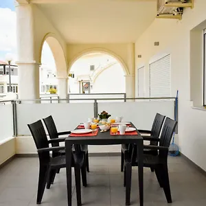 https://puerto-marina-sunbeach.hotelsinnerja.org